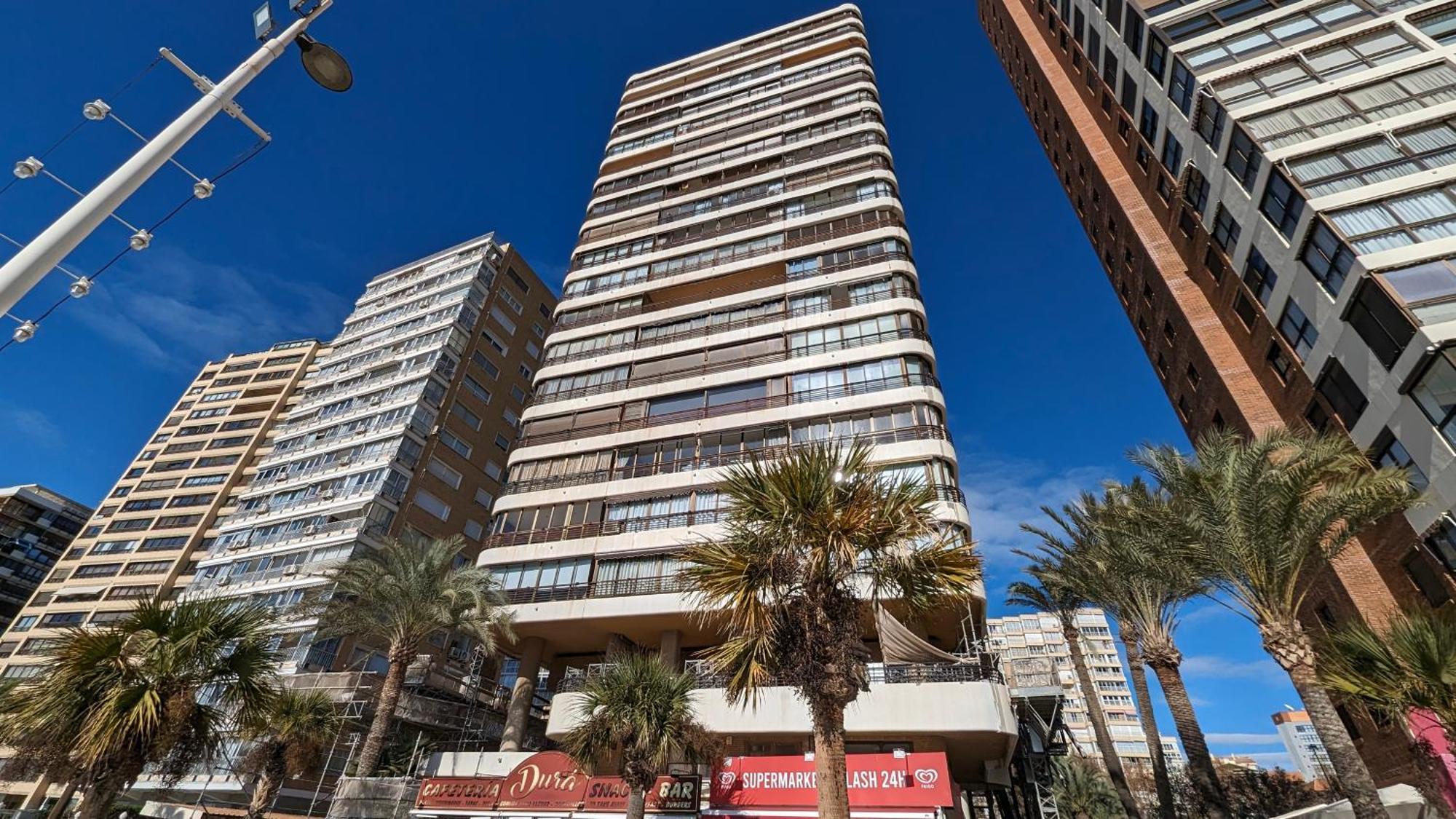 Las Arenas Sea Front Apartments เบนิดอร์ม ภายนอก รูปภาพ