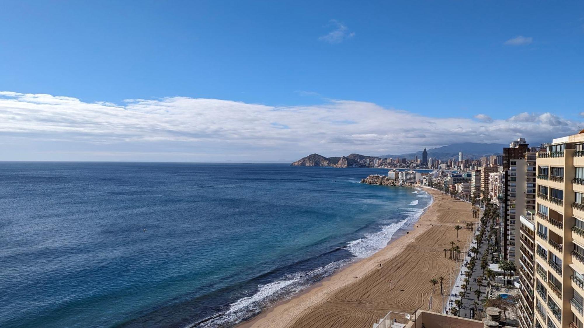 Las Arenas Sea Front Apartments เบนิดอร์ม ภายนอก รูปภาพ