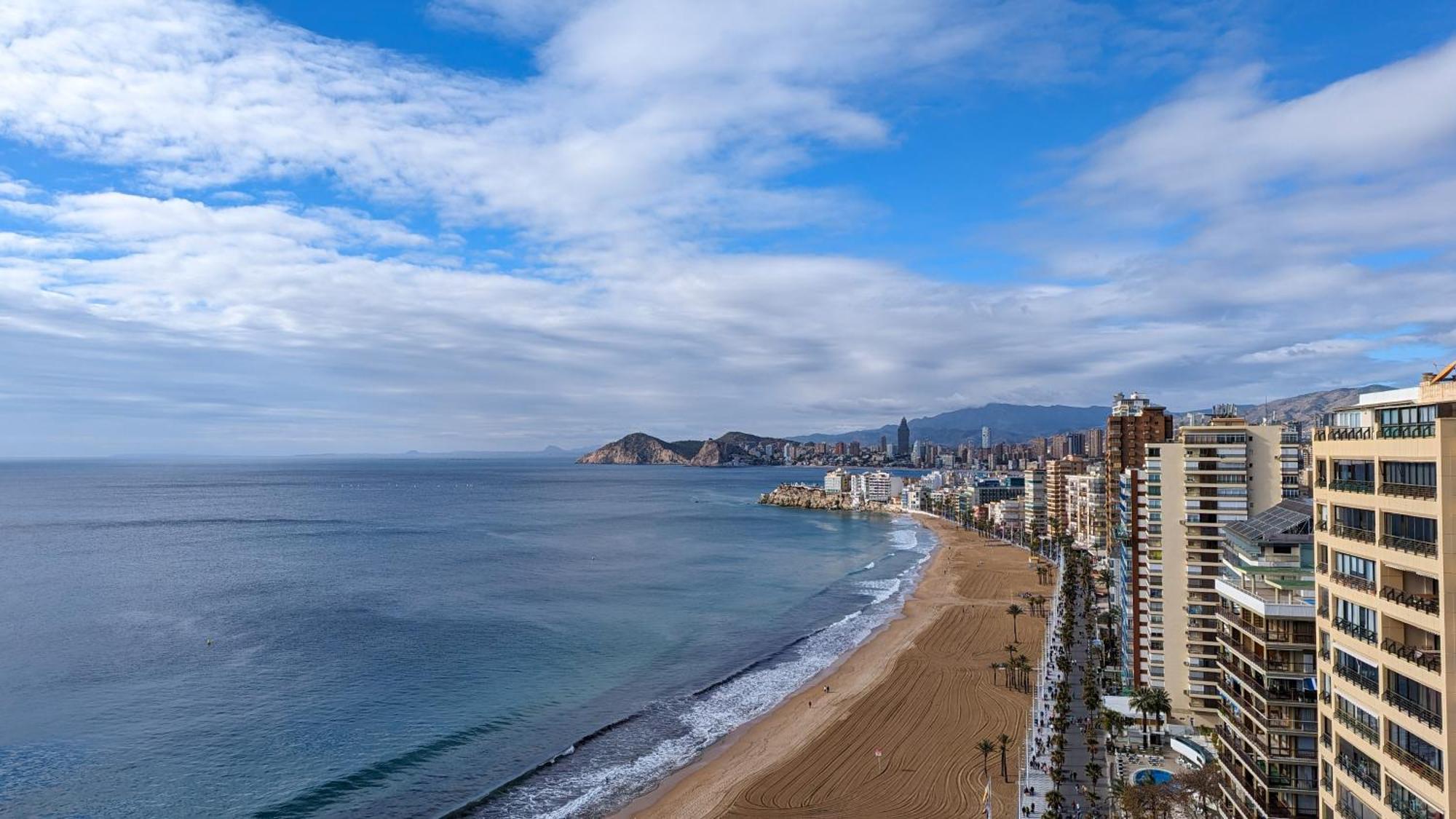 Las Arenas Sea Front Apartments เบนิดอร์ม ภายนอก รูปภาพ