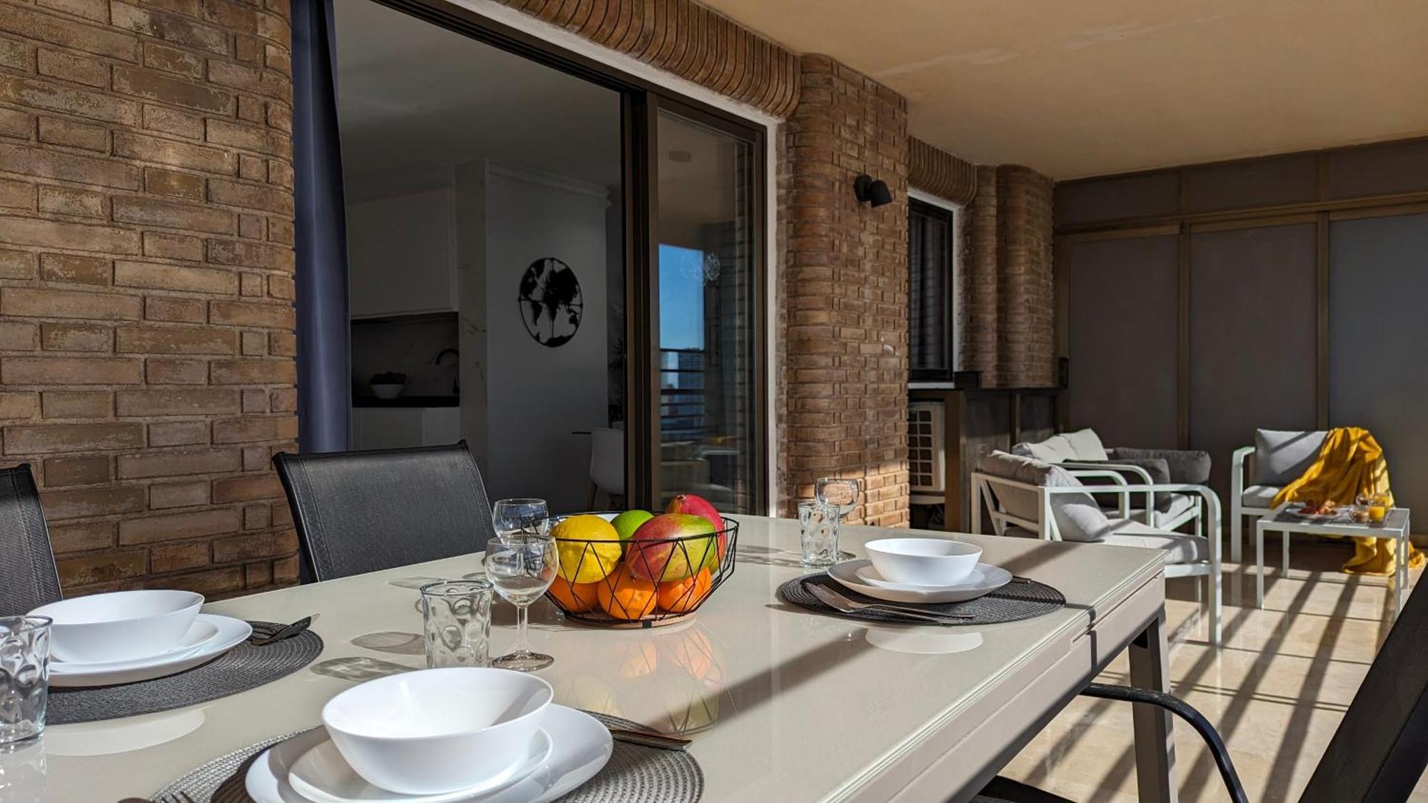 Las Arenas Sea Front Apartments เบนิดอร์ม ภายนอก รูปภาพ