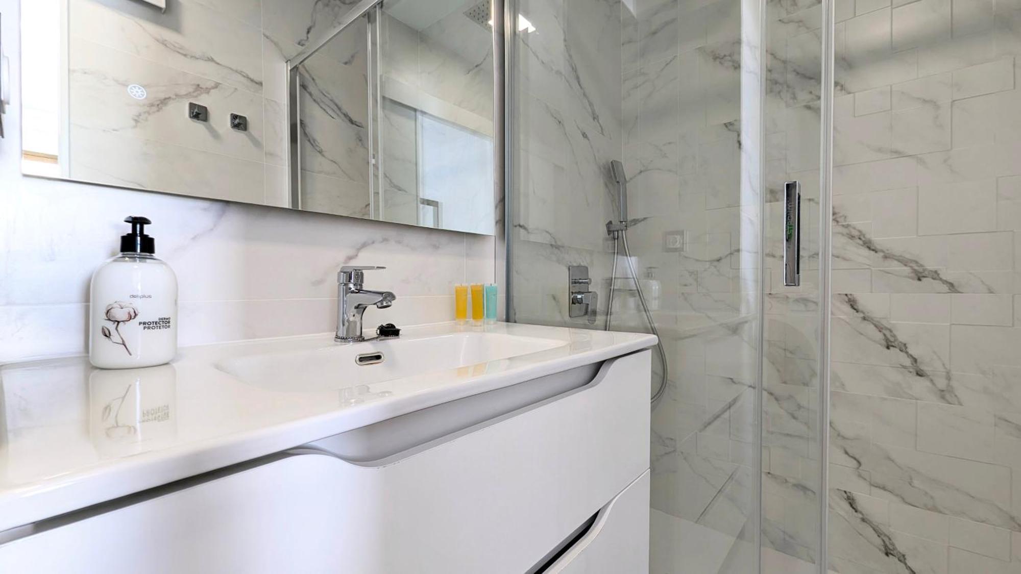 Las Arenas Sea Front Apartments เบนิดอร์ม ภายนอก รูปภาพ